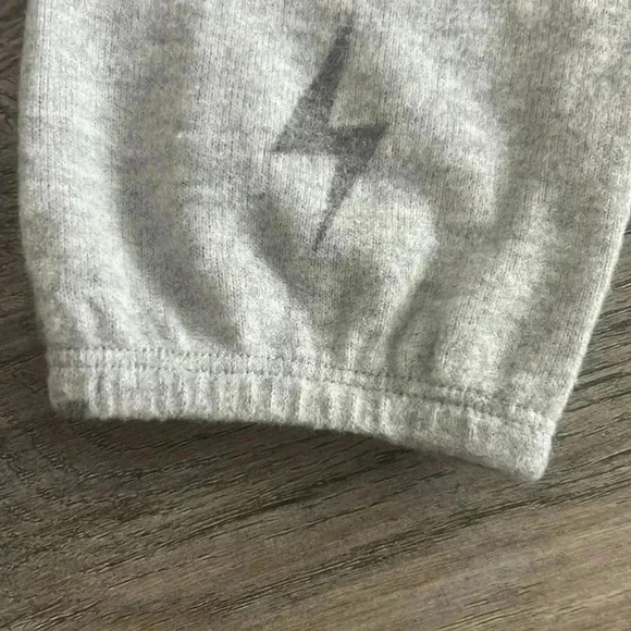 Lola Grace Top Gray Lightning Bolt Pullover Sweater Top Size Small Long Sleeve - Picture 5 of 6